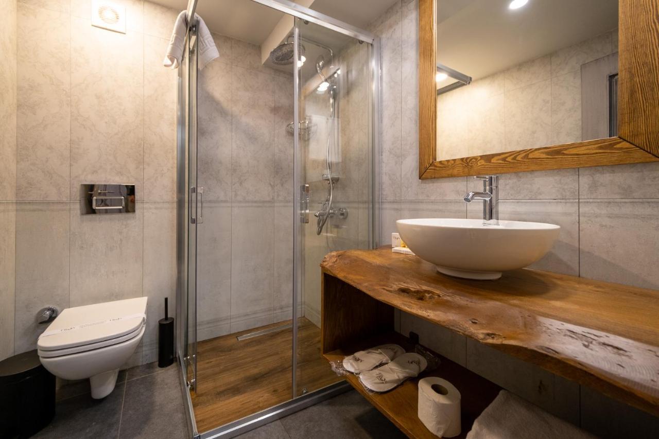 Assos Troy Port Hotel エクステリア 写真