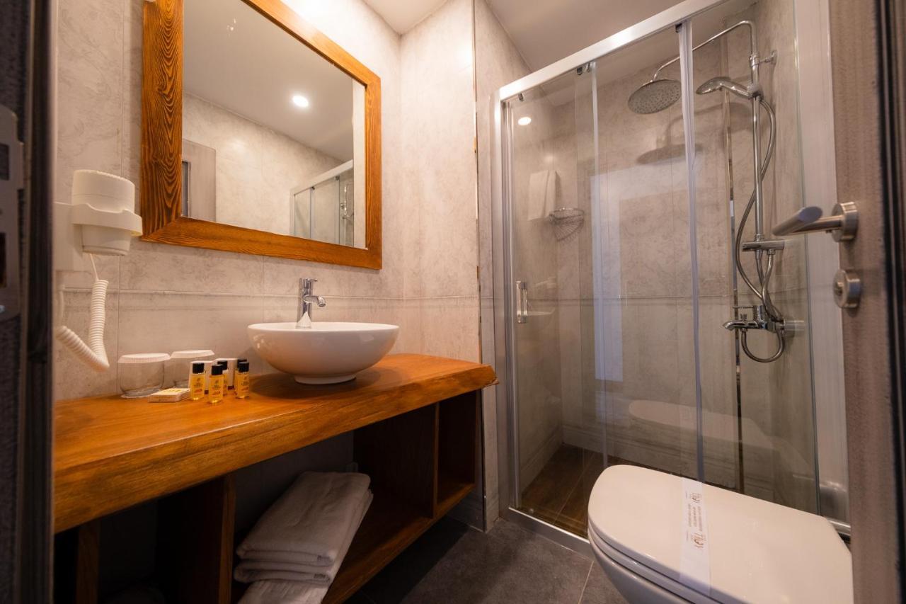 Assos Troy Port Hotel エクステリア 写真